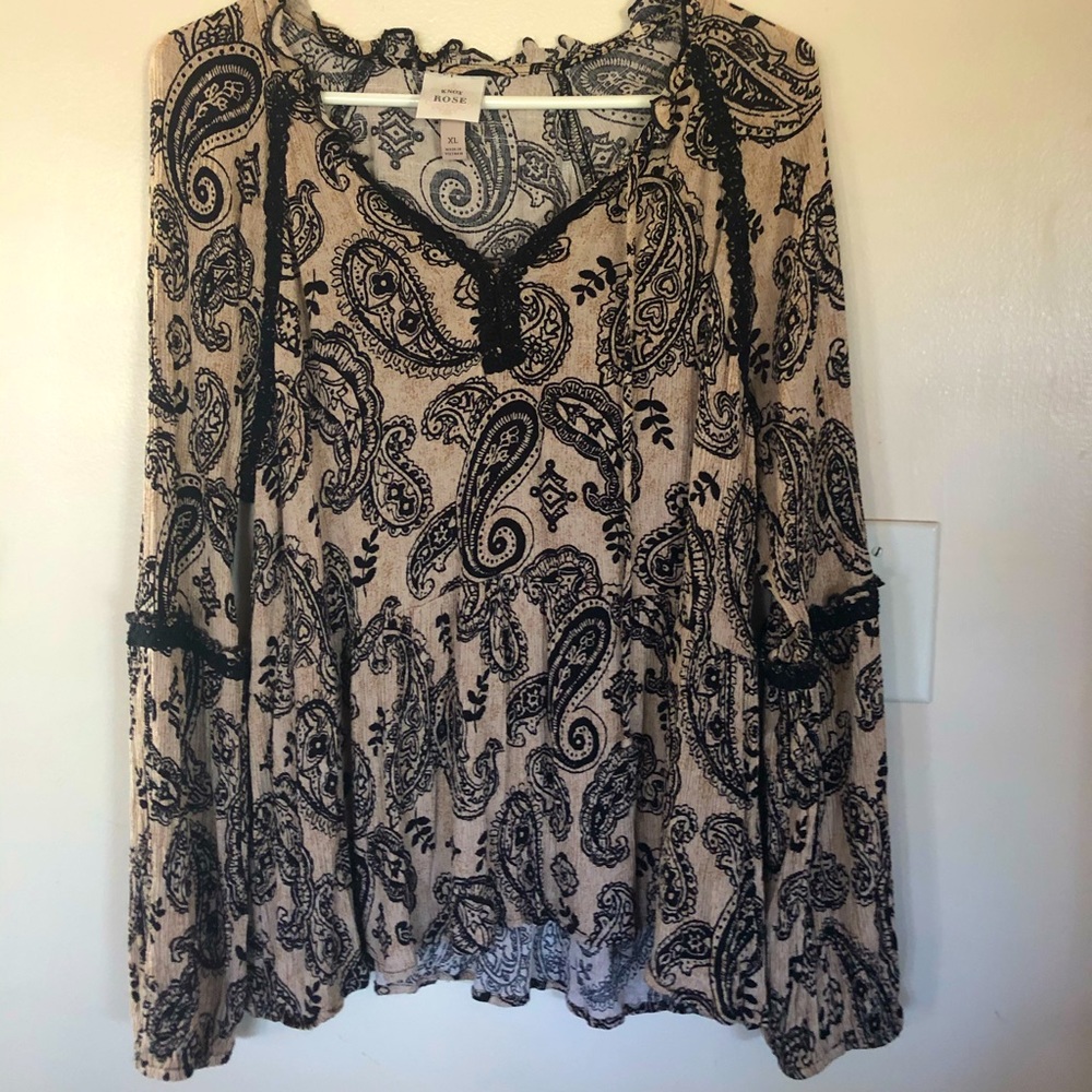 Women’s Knox Rose size XL blouse